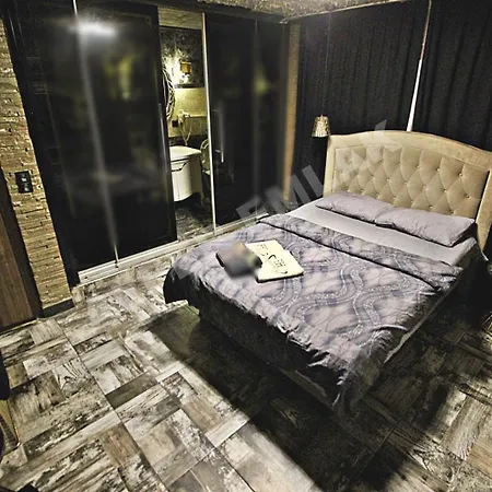 Elegant House Apart Otel *