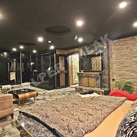 Elegant House Apart Otel Hôtel capsule *