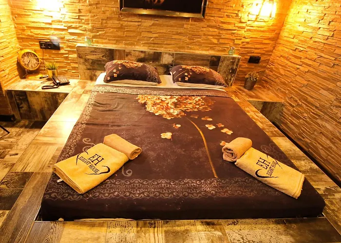 Elegant House Apart Otel *