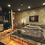 Elegant House Apart Otel *