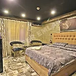 Elegant House Apart Otel
