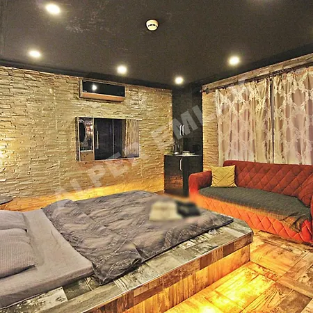 Капсульный отель Elegant House Apart Otel