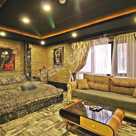 Hotel Cápsula Elegant House Ancara