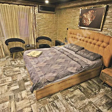 Elegant House Apart Otel Капсульный отель